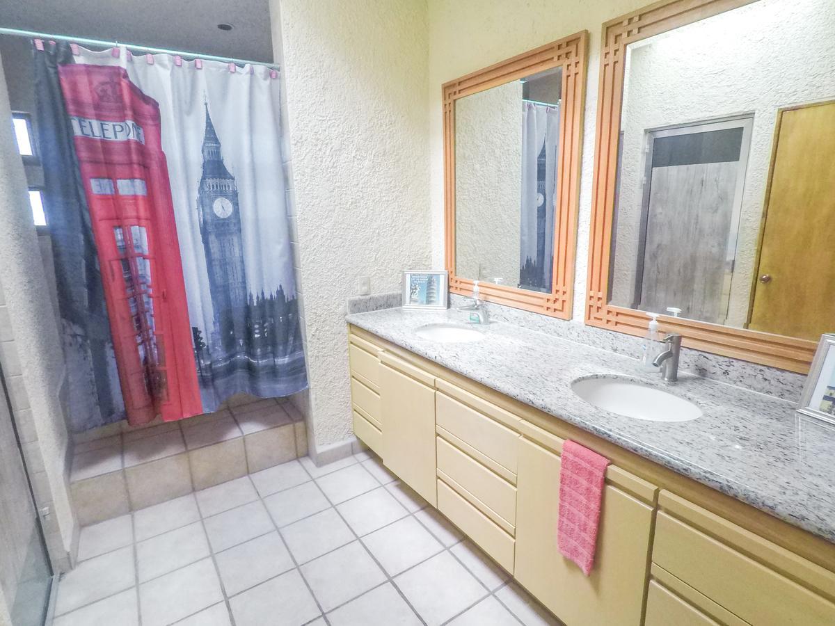 גואדלחארה Hostalife מראה חיצוני תמונה